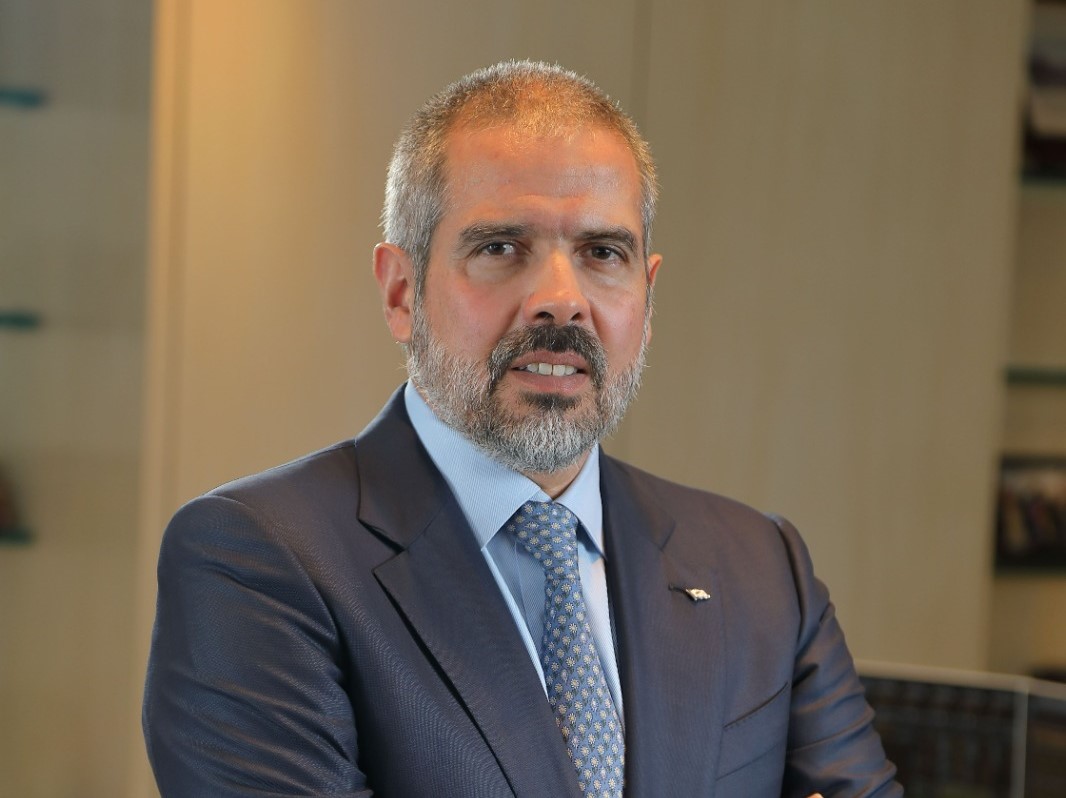 Luis Perez Companc: A Look Inside the Life of a Business Mogul!