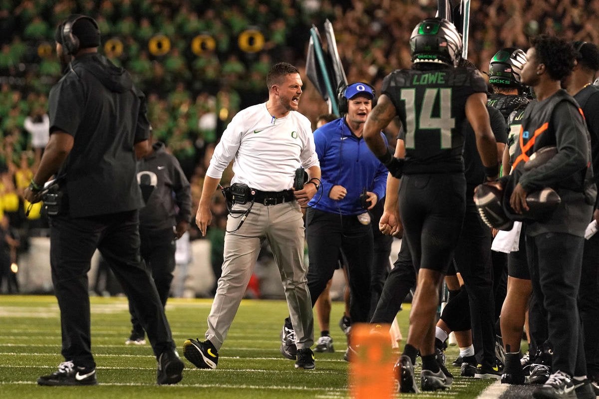 12 Men on the Field Penalty Explained: How Many Yards Do You Lose?