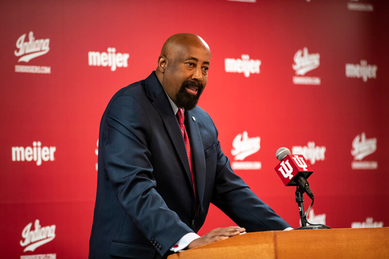 Coach Woodson: Learn His Secrets to Basketball Success Now!