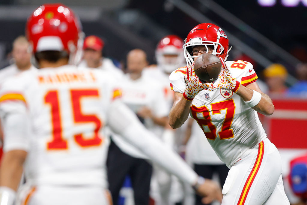 How can you watch the Kansas City Chiefs game today? Check out all options!