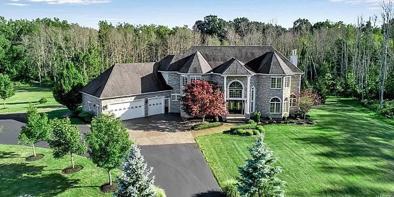Want to see Josh Allen Home? This is where the Buffalo Bills QB lives!