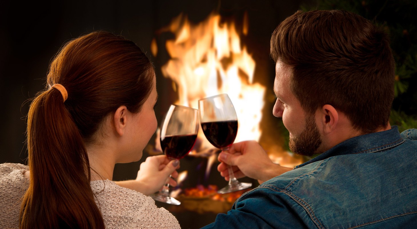 Valentine Woodburn Getaway: Plan a Romantic Escape near Woodburn!
