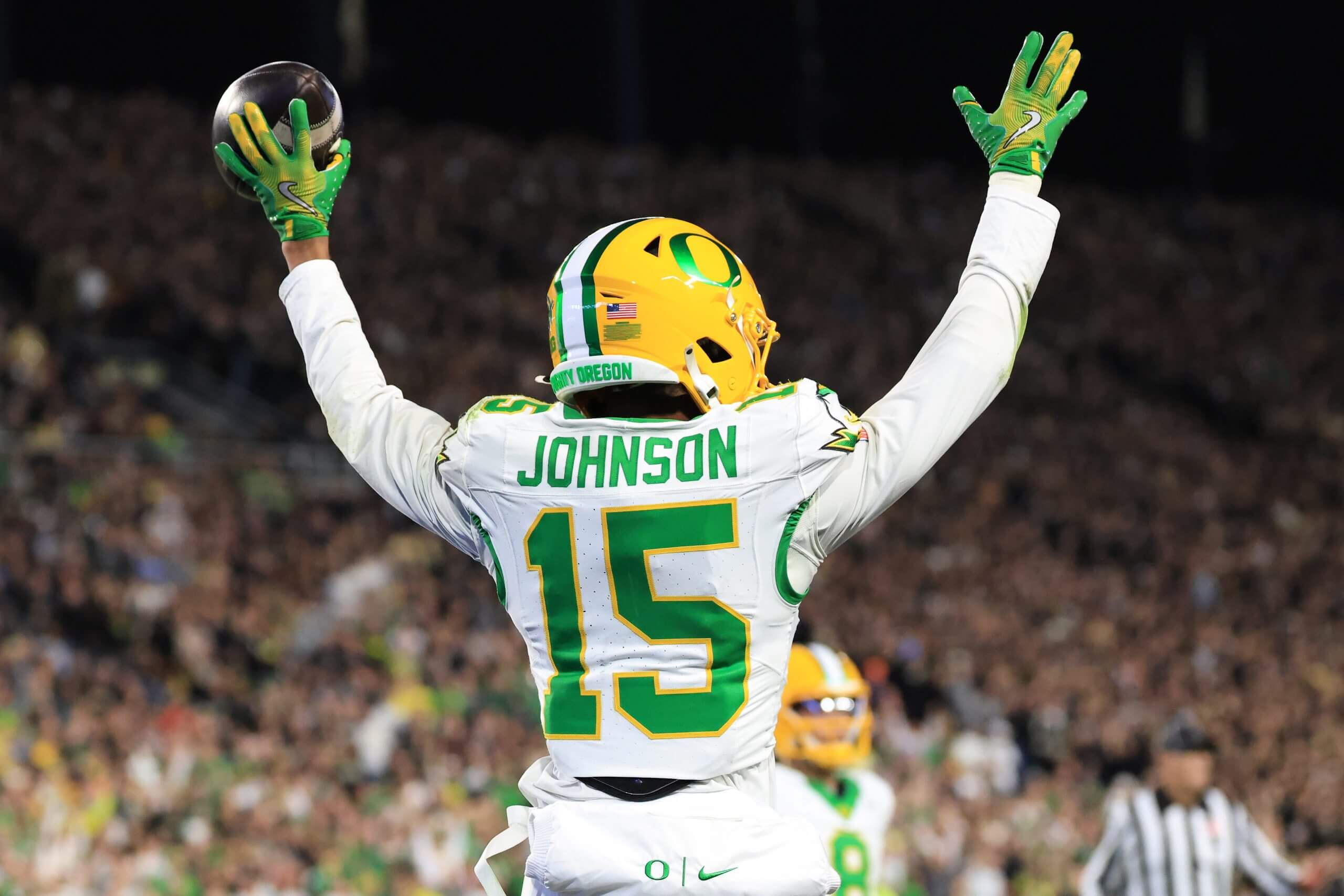 Oregon vs Illinois Odds: Who Is Favored to Win This Big Game?