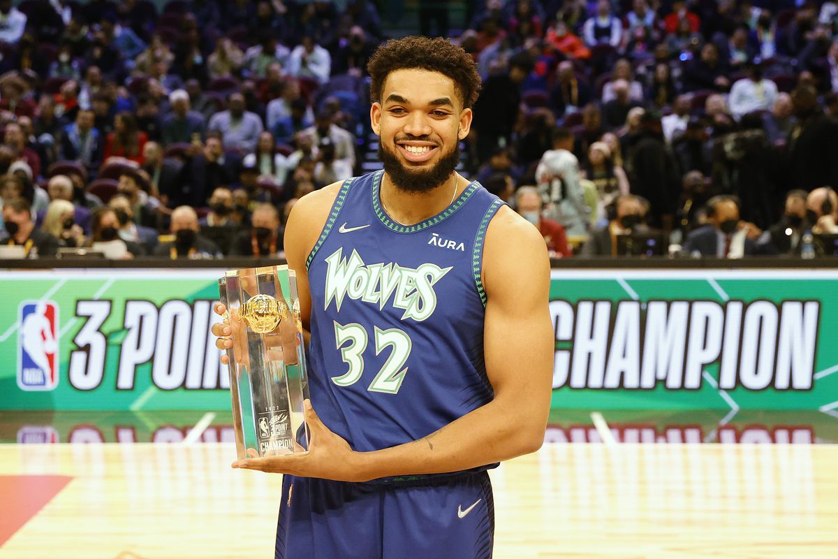 Is karl anthony towns Good at Steals? Lets See His Average per Game!