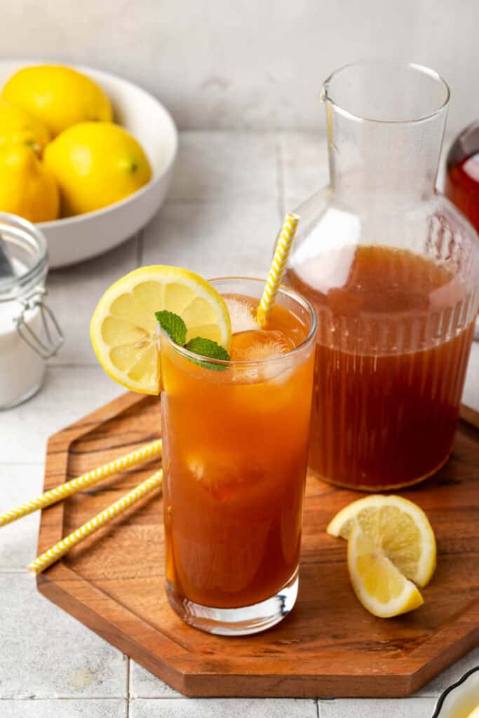 John Dalys Drink Explained: A Simple Guide to Ingredients and Preparation for This Golf Classic!