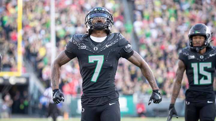 Oregon vs Illinois Odds: Who Is Favored to Win This Big Game?