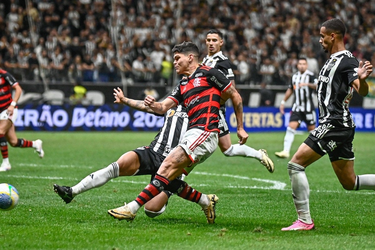 Flamengo vs Atlético Mineiro: Live Updates! (Where to Watch and What to Expect)