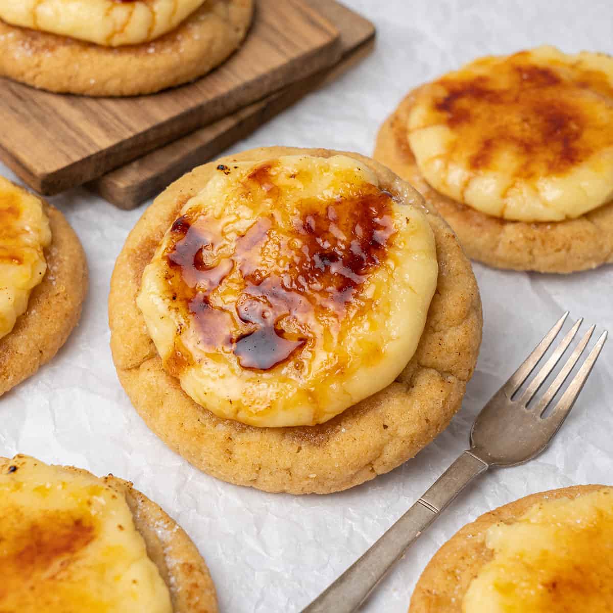 Easy Creme Brulee Cookie Toppings: Make Your Cookies Taste Like a Dream.