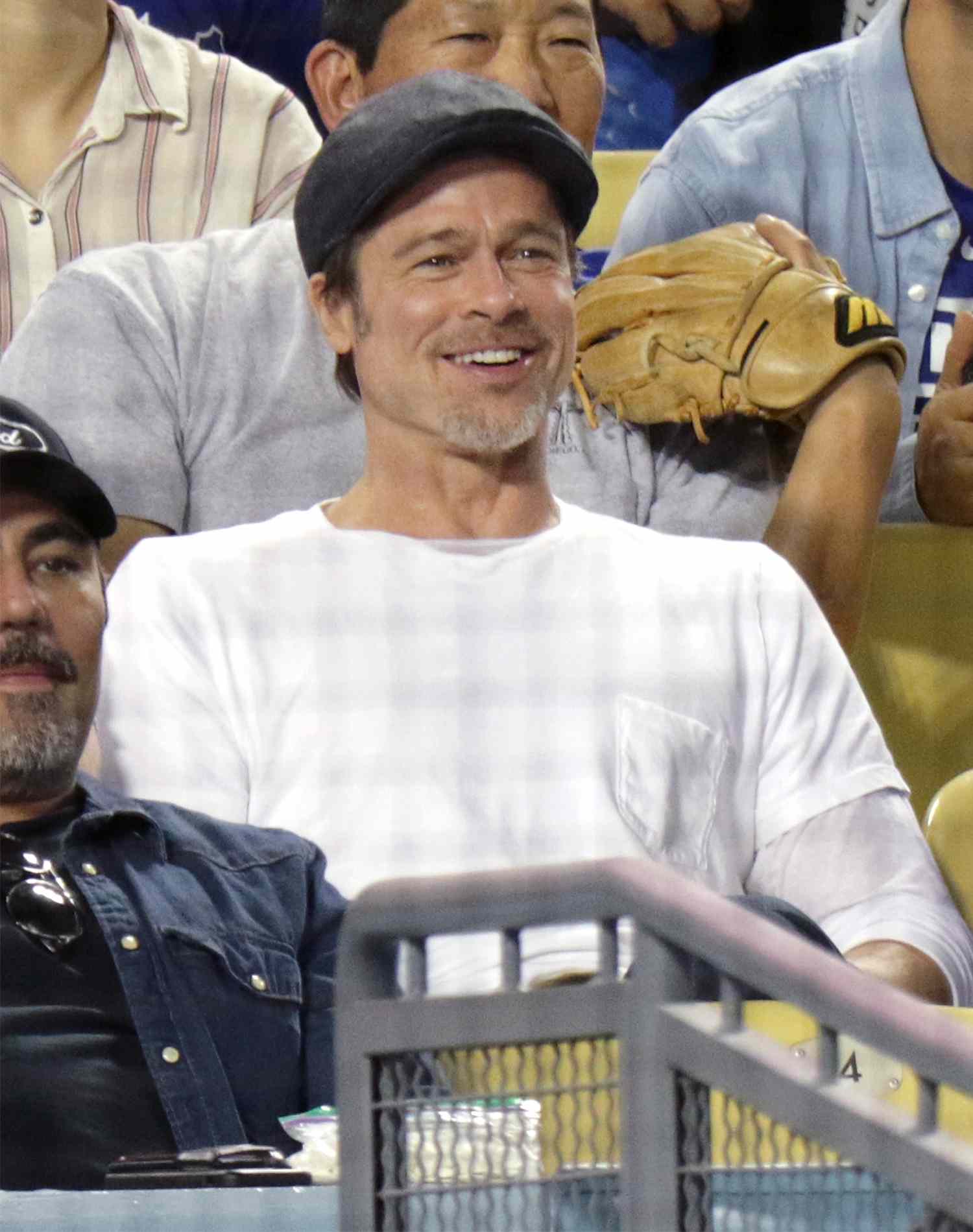 Brad Pitt Dodgers: Recreate His Outfit on a Budget!