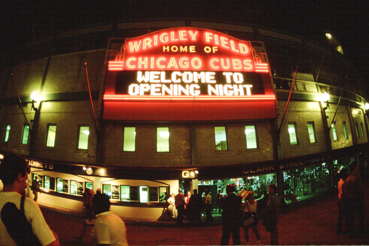 Cubs First Night Game at Wrigley: How Did the Historic Event Unfold for Fans?