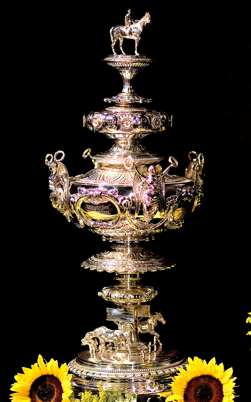 Woodlawn Vase Details: Learn All About the Prize and Its Meaning