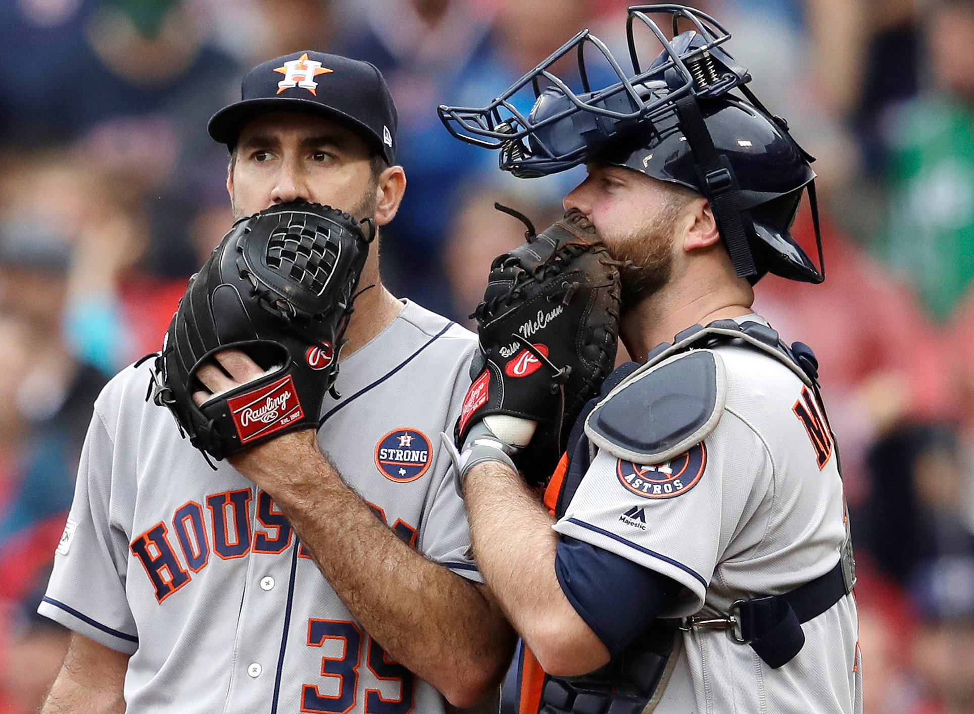 Making the Most of a Mound Visit: Tips for Pitchers and Catchers