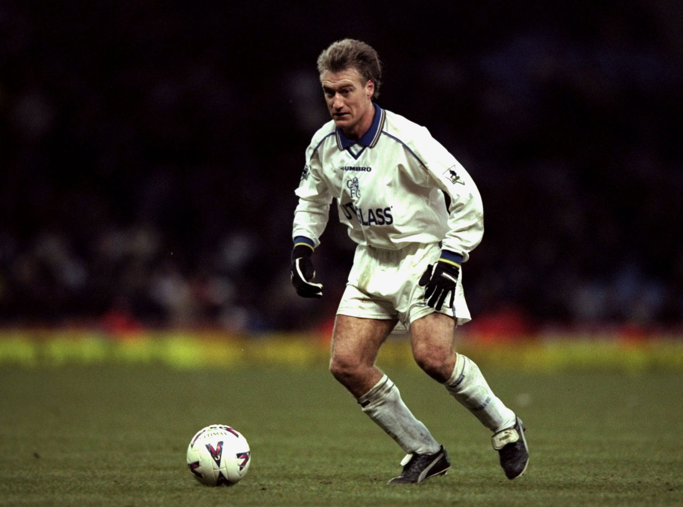 Chelsea and Didier Deschamps: A Look Back at His Playing Days.