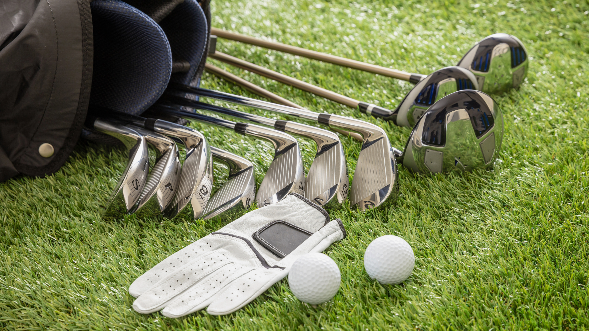 Graphite Irons: Are They Right for Your Golf Game? (Easy Guide)