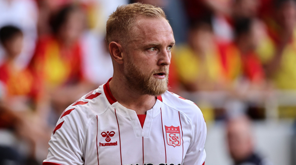 Alex Pritchard: Player Profile and Season Stats Now!