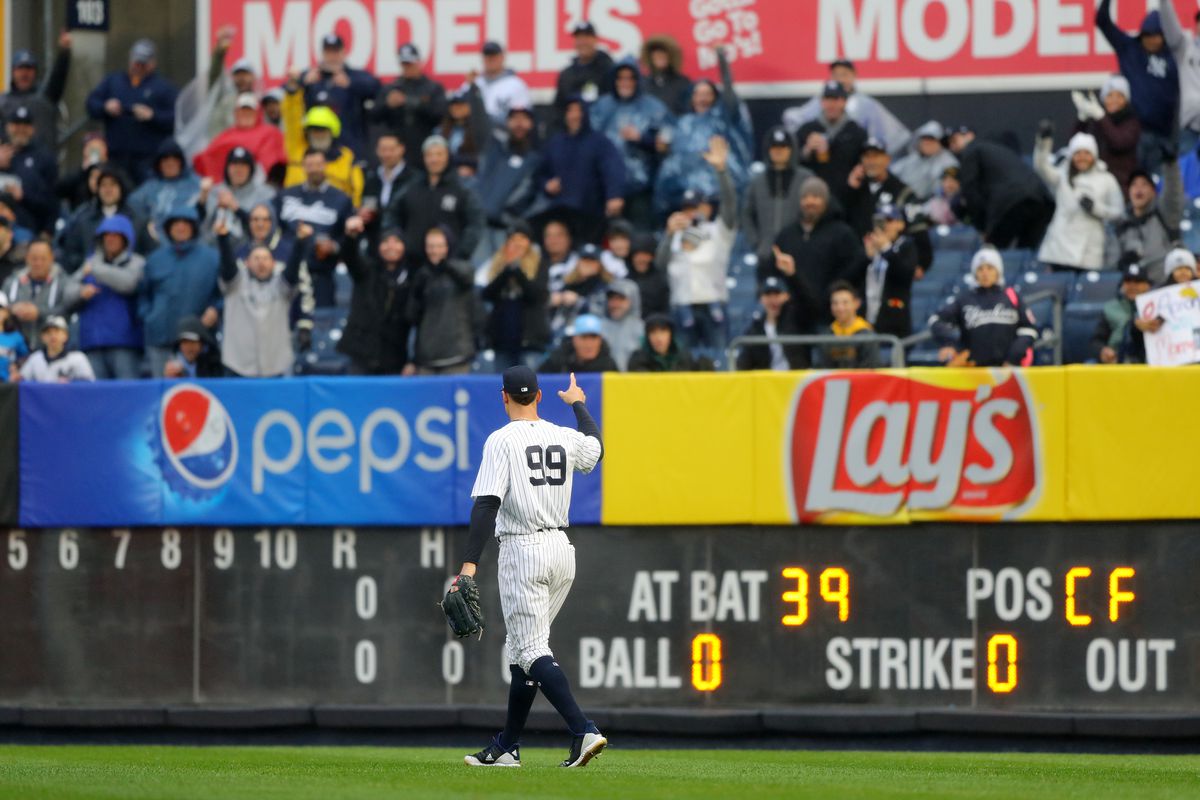 ny yankees roll call explained: Check out the meaning behind this iconic fan tradition!