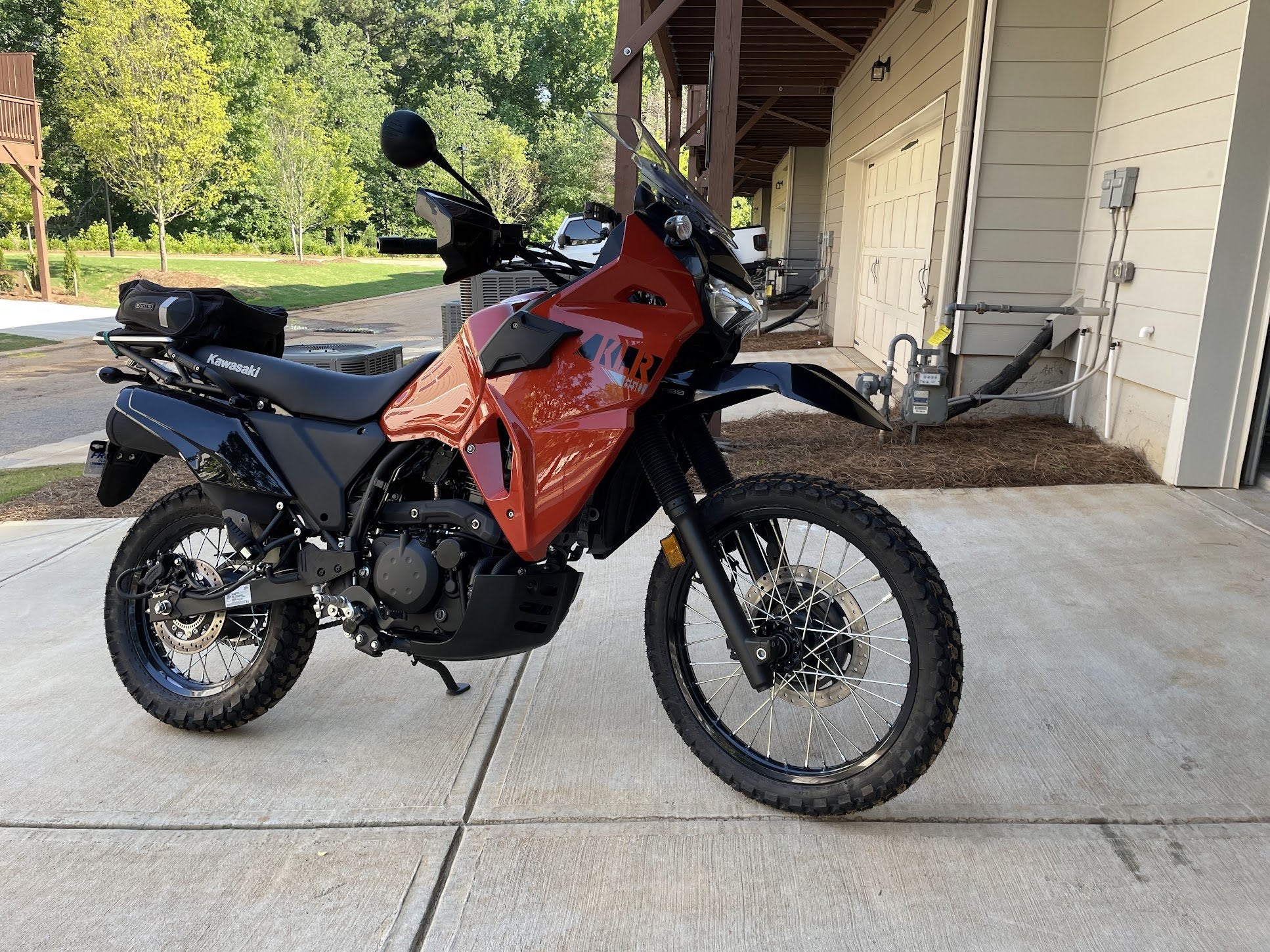 KLR 650 Cruising Speed: Find Your Sweet Spot!
