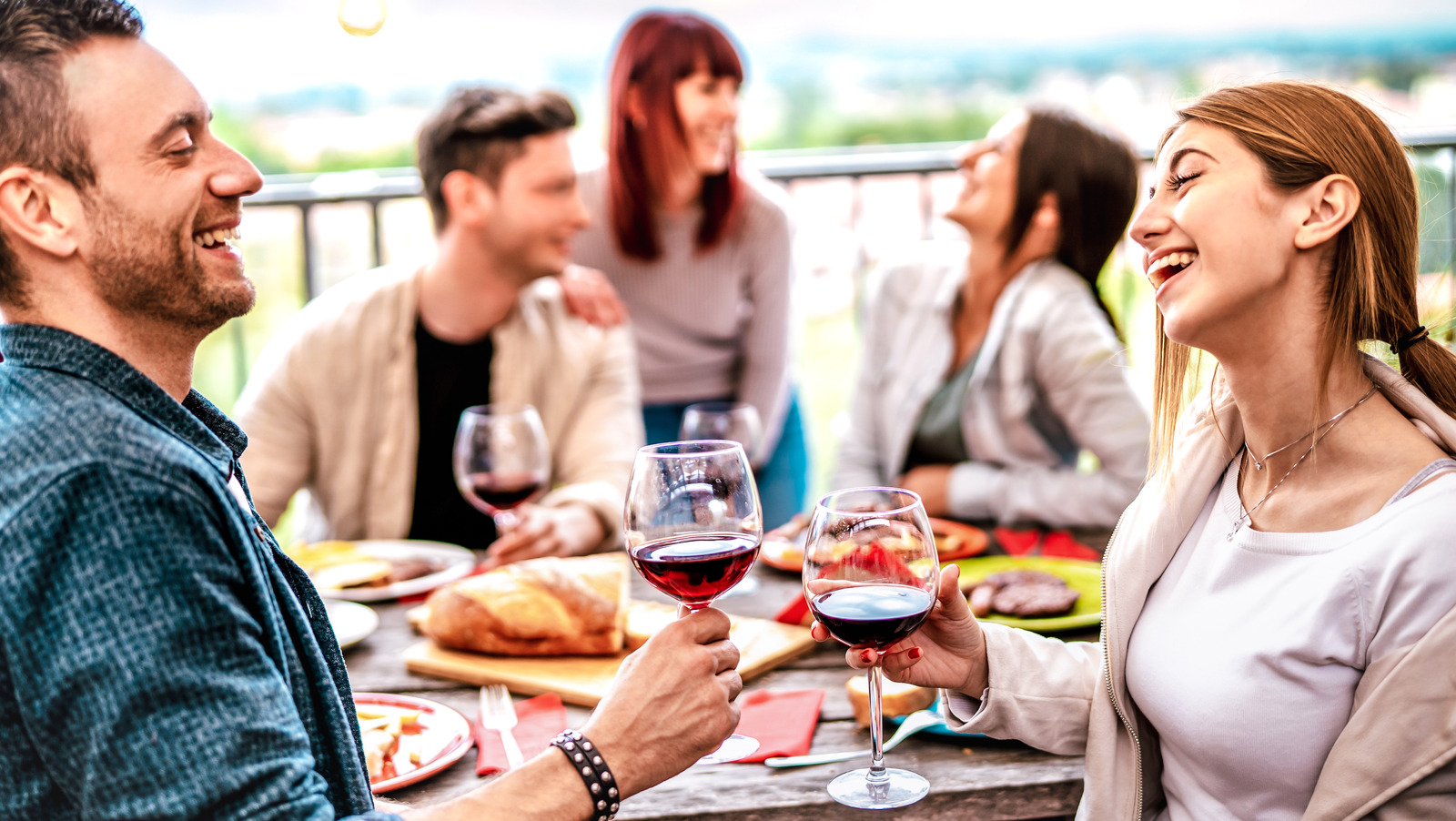 How to Throw a Singles Party: Easy Tips & Fun Ideas