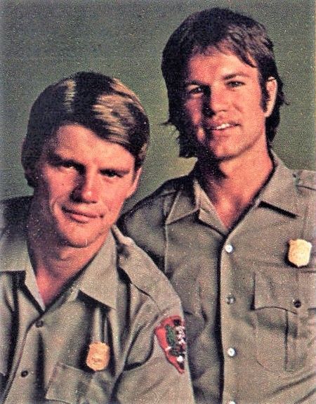 Find James G. Richardson: Contact and Background Information (Simple profile)