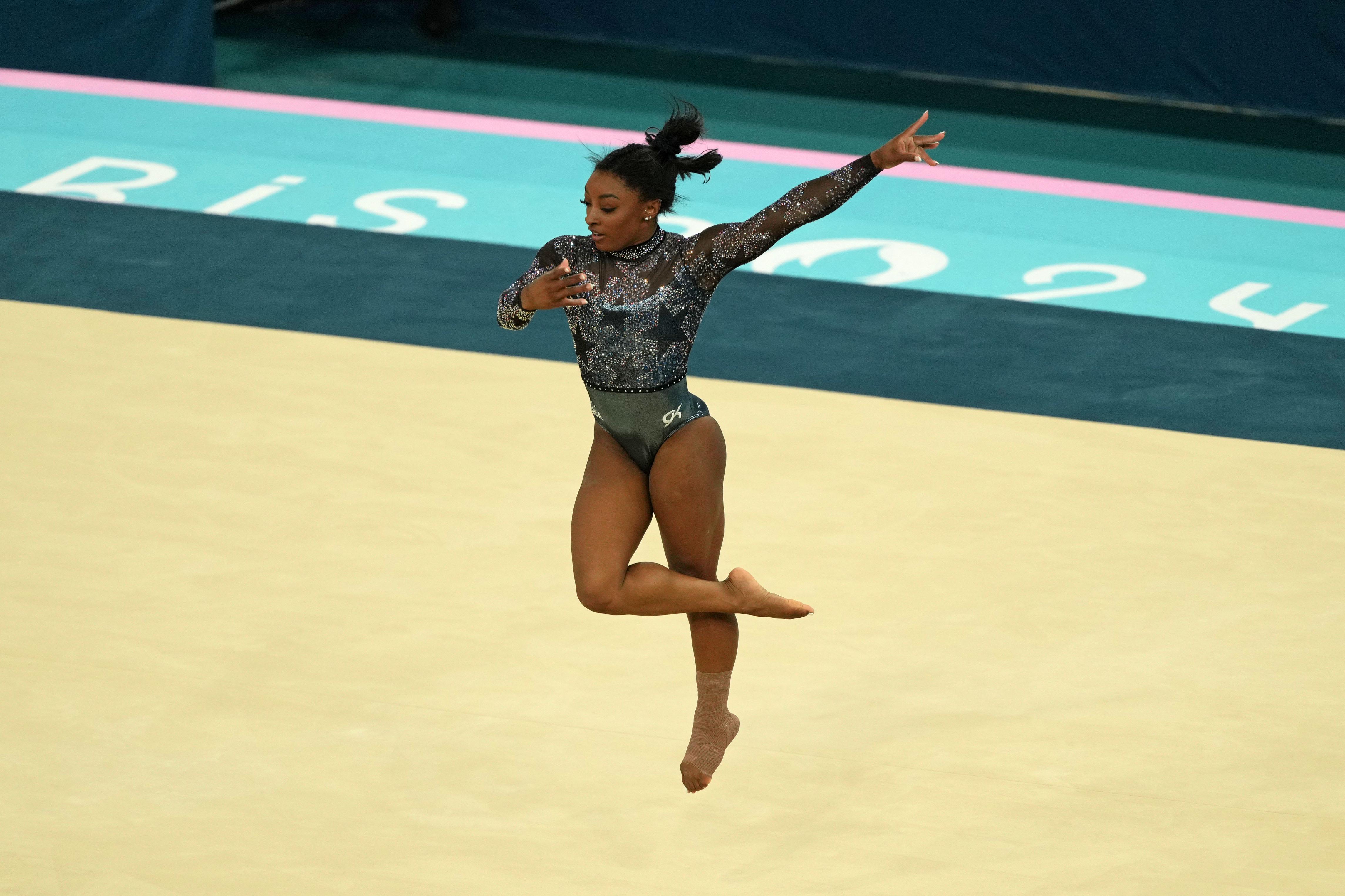 Whats Simon Biles Floor Routine Score? Find Out the Winning Numbers!