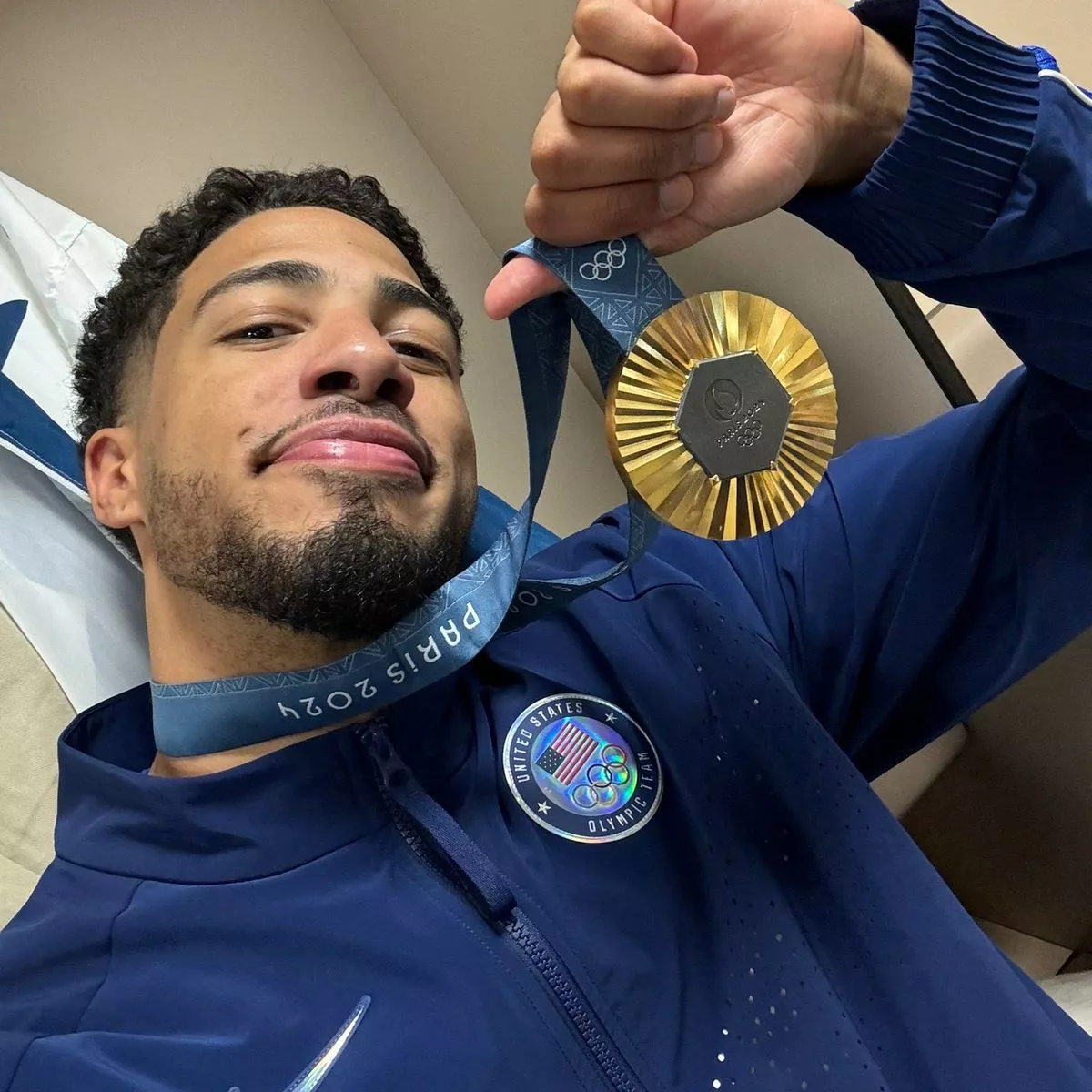 Whats the story behind the Tyrese Haliburton gold medal? Discover the hard work and dedication it took.