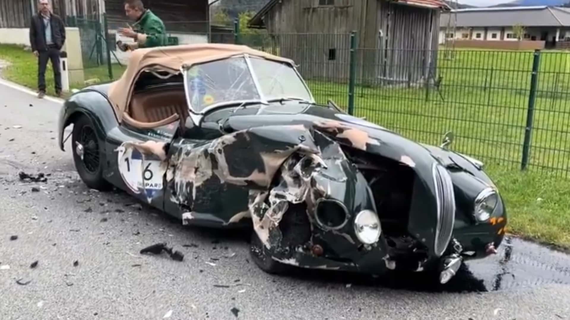 Jaguar xk120 crashed photos and details you need: Uncover historical accidents and their known outcomes.
