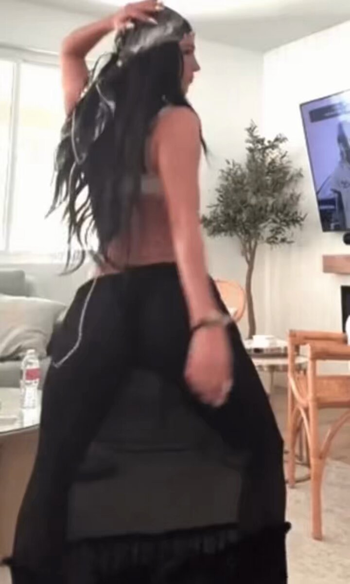 Did Charli DAmelio twerk in her new video? (Watch the surprising clips everyone talks about)