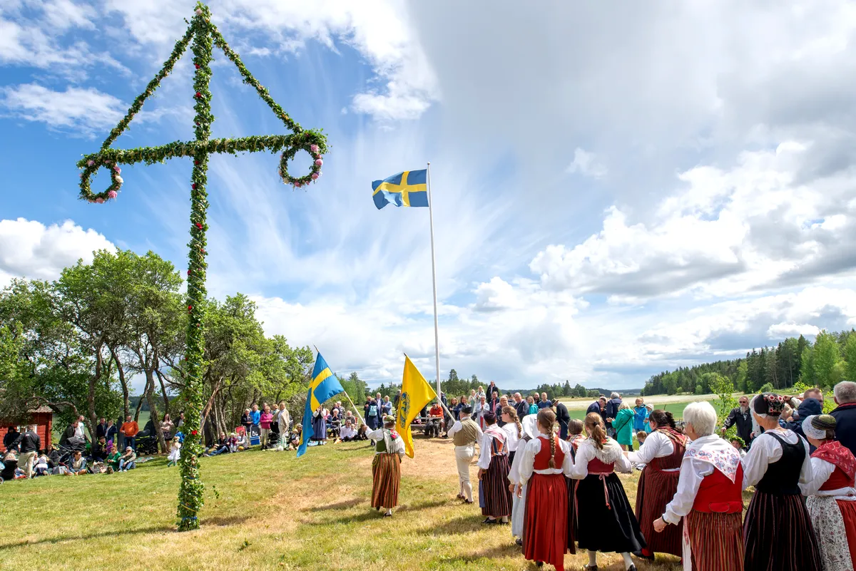 What unique Swedish Irish traditions exist? Learn about customs from this mixed European background.