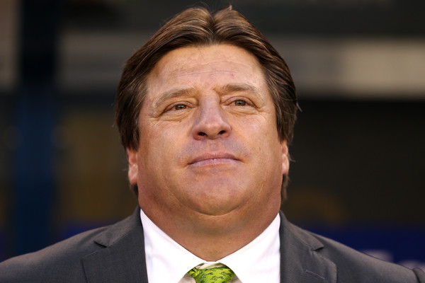 Who was the coach of the 2010 mexico national soccer team? Learn about the teams leader back then.