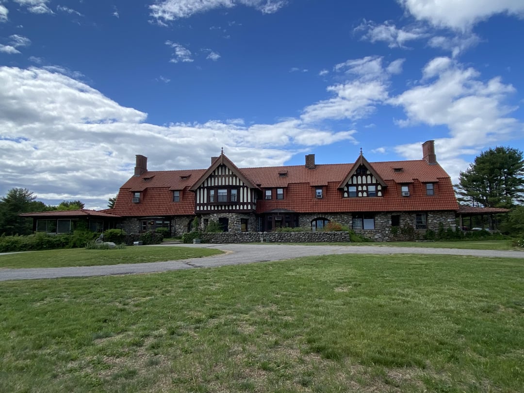 Kona Mansion Inn Moultonborough: Plan Your Dream Vacation.
