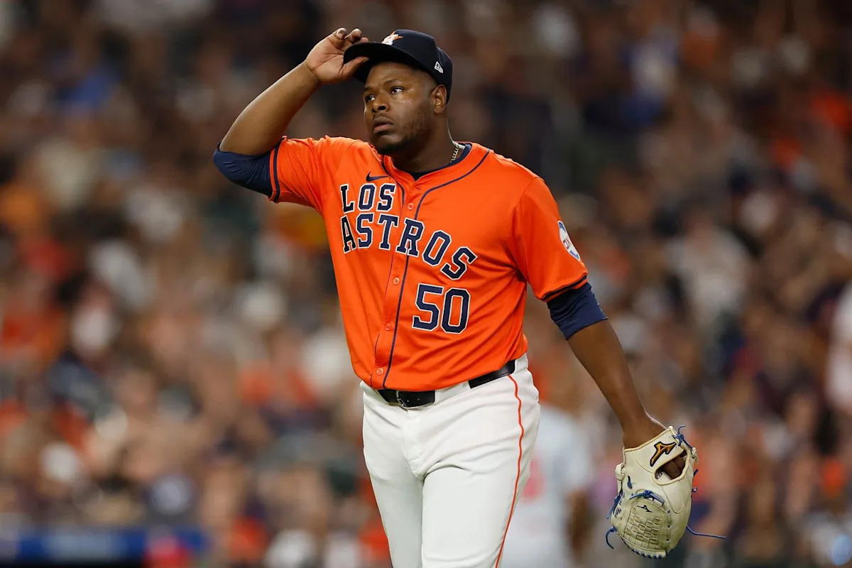 Hector Neris News: Hows He Performing Lately? Check Out His Recent Stats and Game Info.