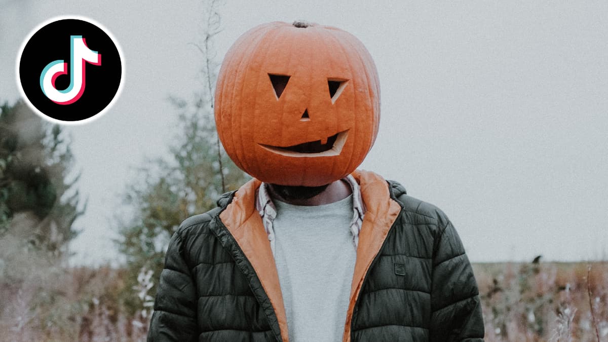 Why is everyone obsessed with that goofy ass pumpkin? (Discover the funniest trends this Halloween season)