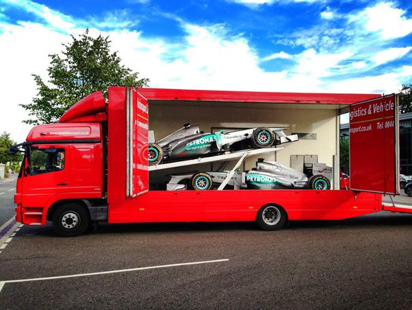 Why are formula 1 lorries so important for races? Understand their absolutely key role in F1 logistics.