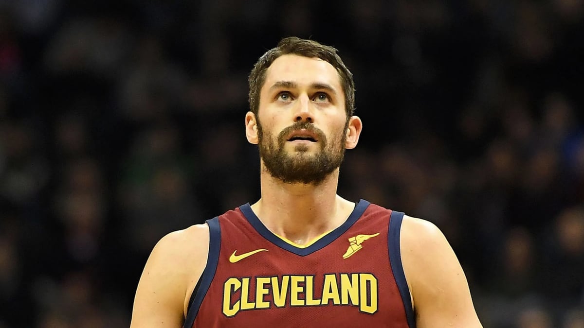 Who is a really fine basketball player today? Let us talk about the stars and what makes them so great!