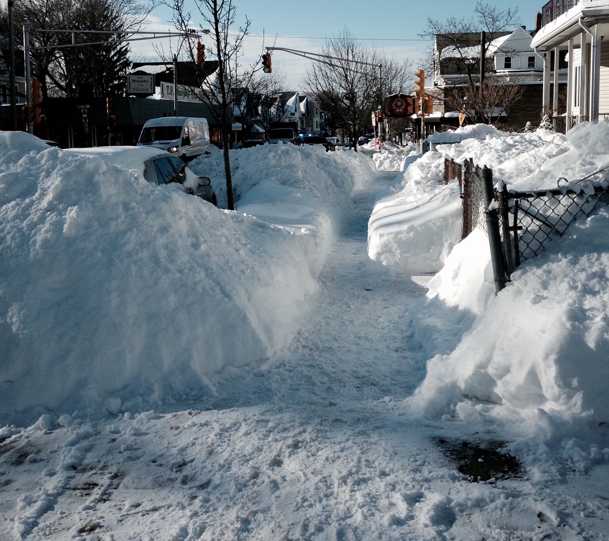 What were the biggest struggles during the record boston snowfall? 3 Top ways the city and people managed to get through!