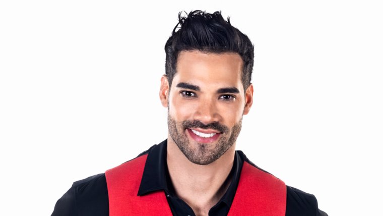 Wondering de dónde es Guty Carrera? We reveal the surprising place of birth for this famous model.