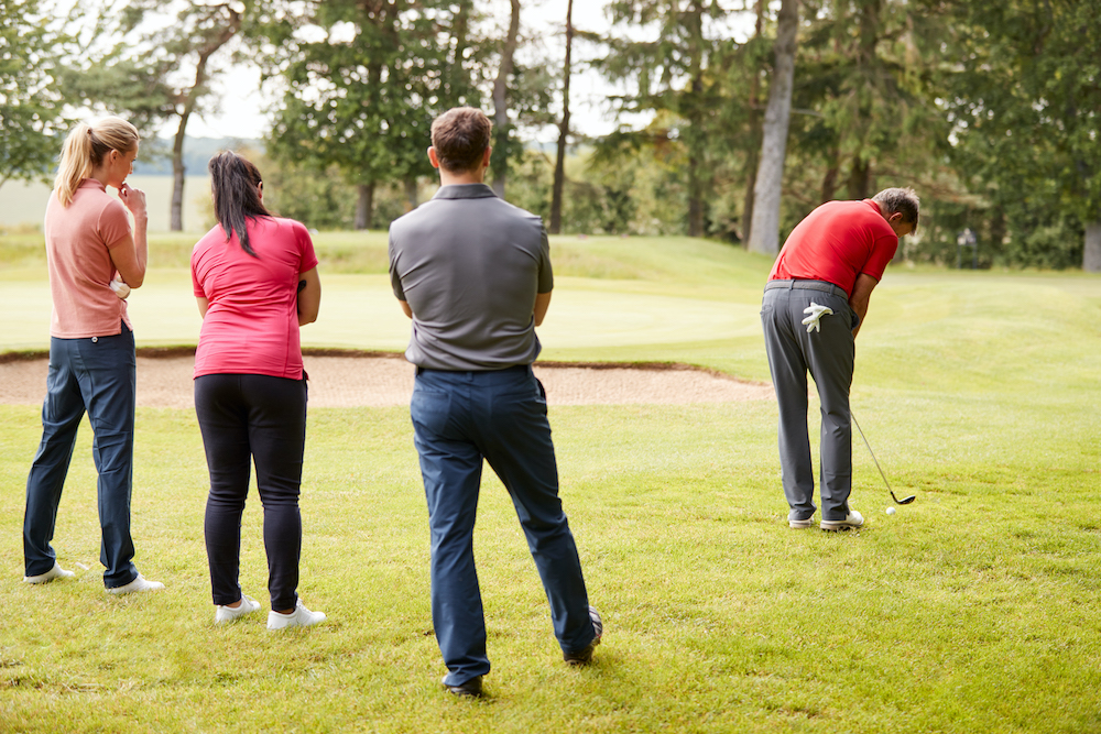Golf scrambling rules made super easy. Play fair and ensure everyone has much more fun.