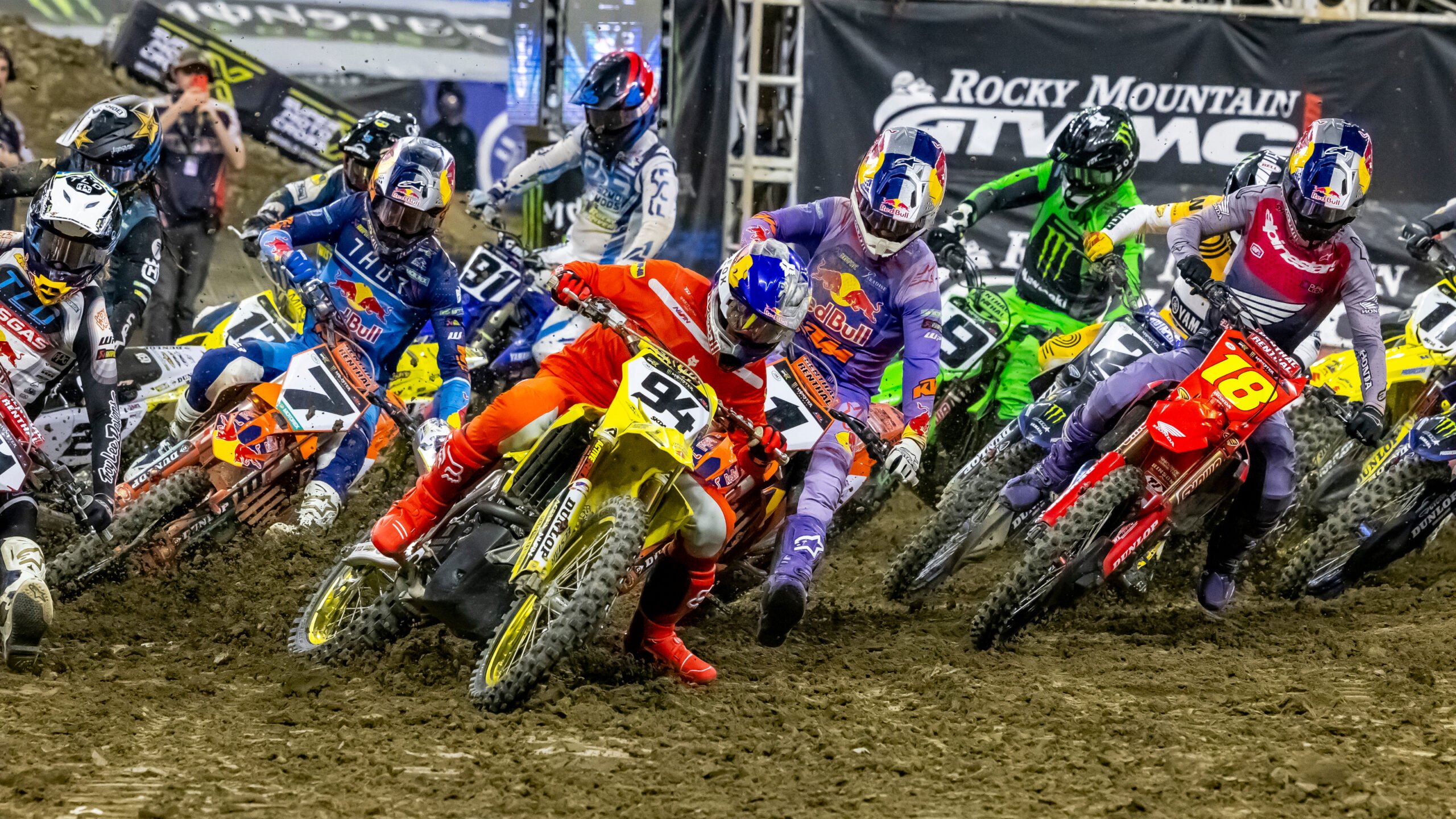 Want to watch Supercross live tonight? Your complete supercross tv schedule tonight details are listed now.