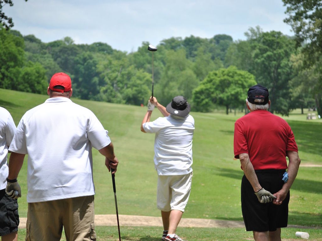 Golf scrambling rules made super easy. Play fair and ensure everyone has much more fun.