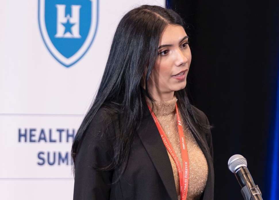 Valentina Gomez: Get the facts straight about her profile (Learn what is true and what is not said about her)