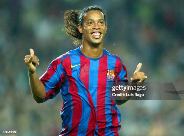 Want amazing Ronaldinho pictures? See these unforgettable shots of the football star in action and celebrating his goals!