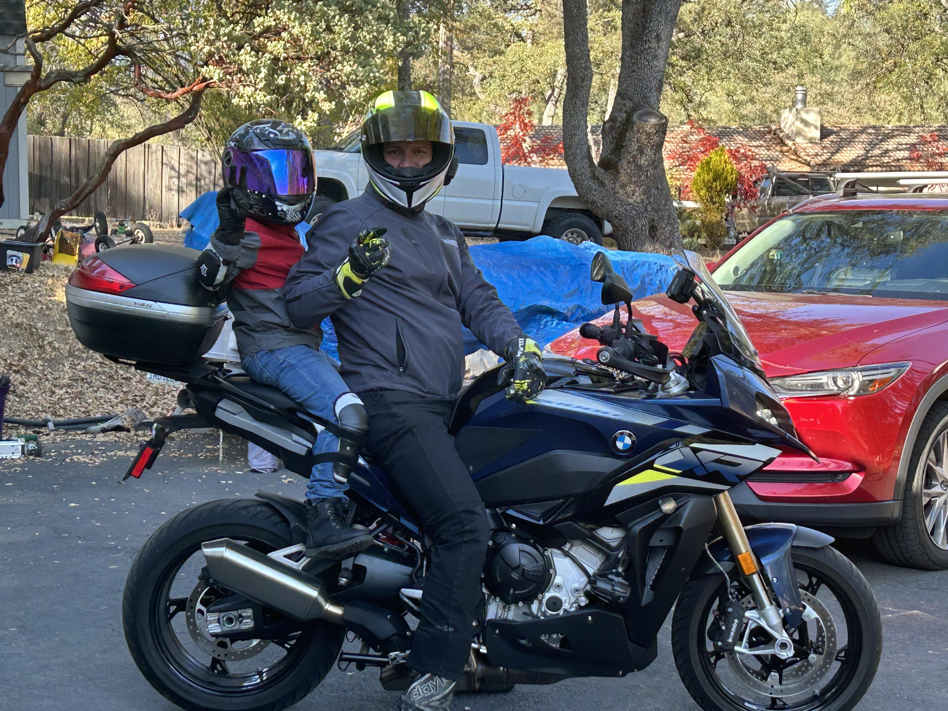 Can you really use a street legal drag bike daily? Find out the truth about everyday riding.