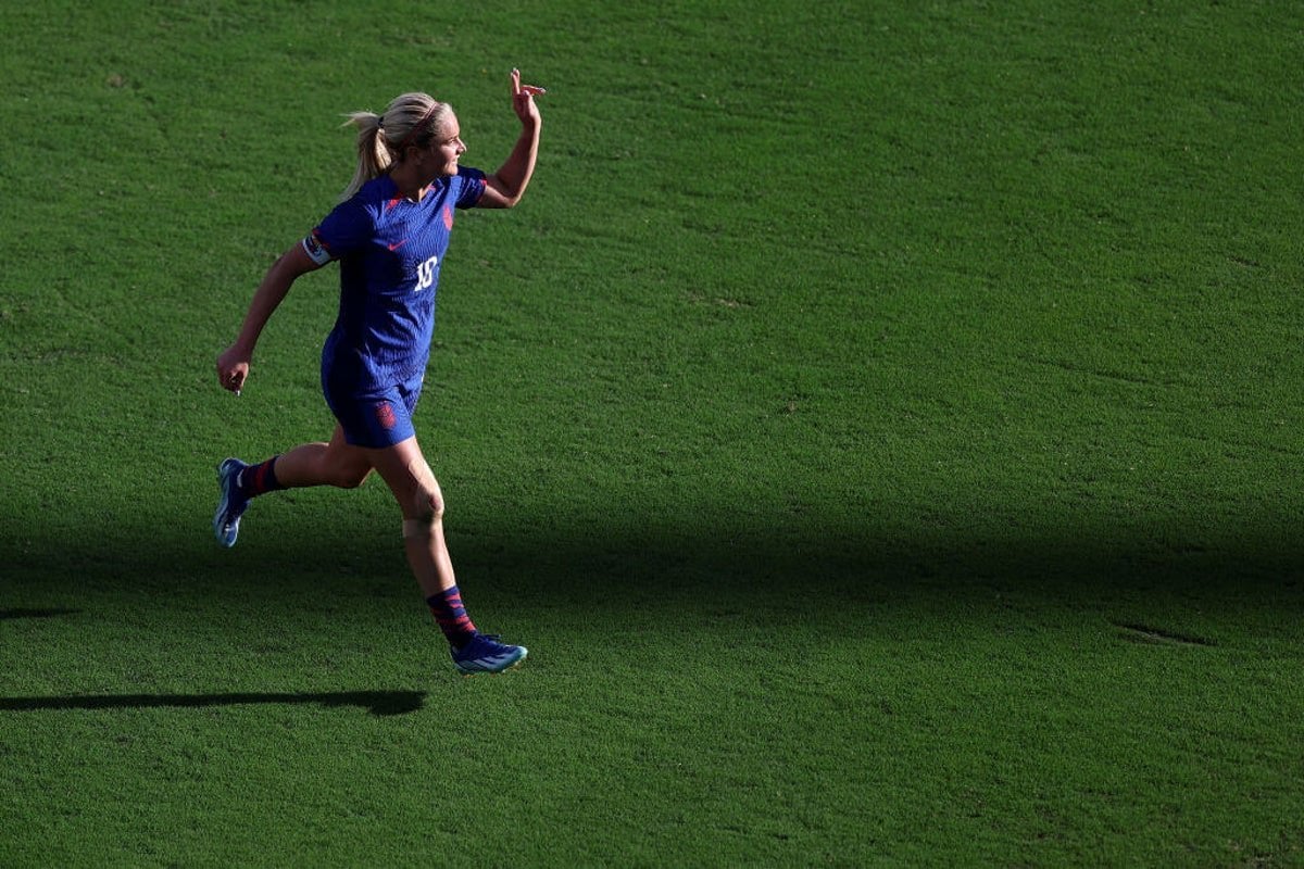 The real truth about Lindsey Horan feet: Uncovering all the details many fans want to see now.