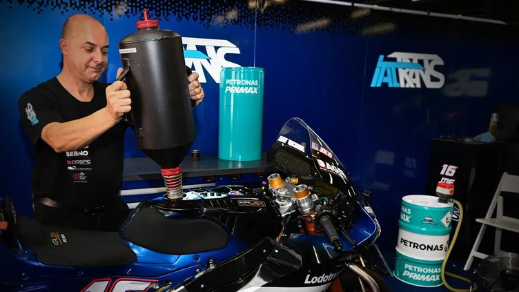 How to choose right GAS for MotoGP engine?