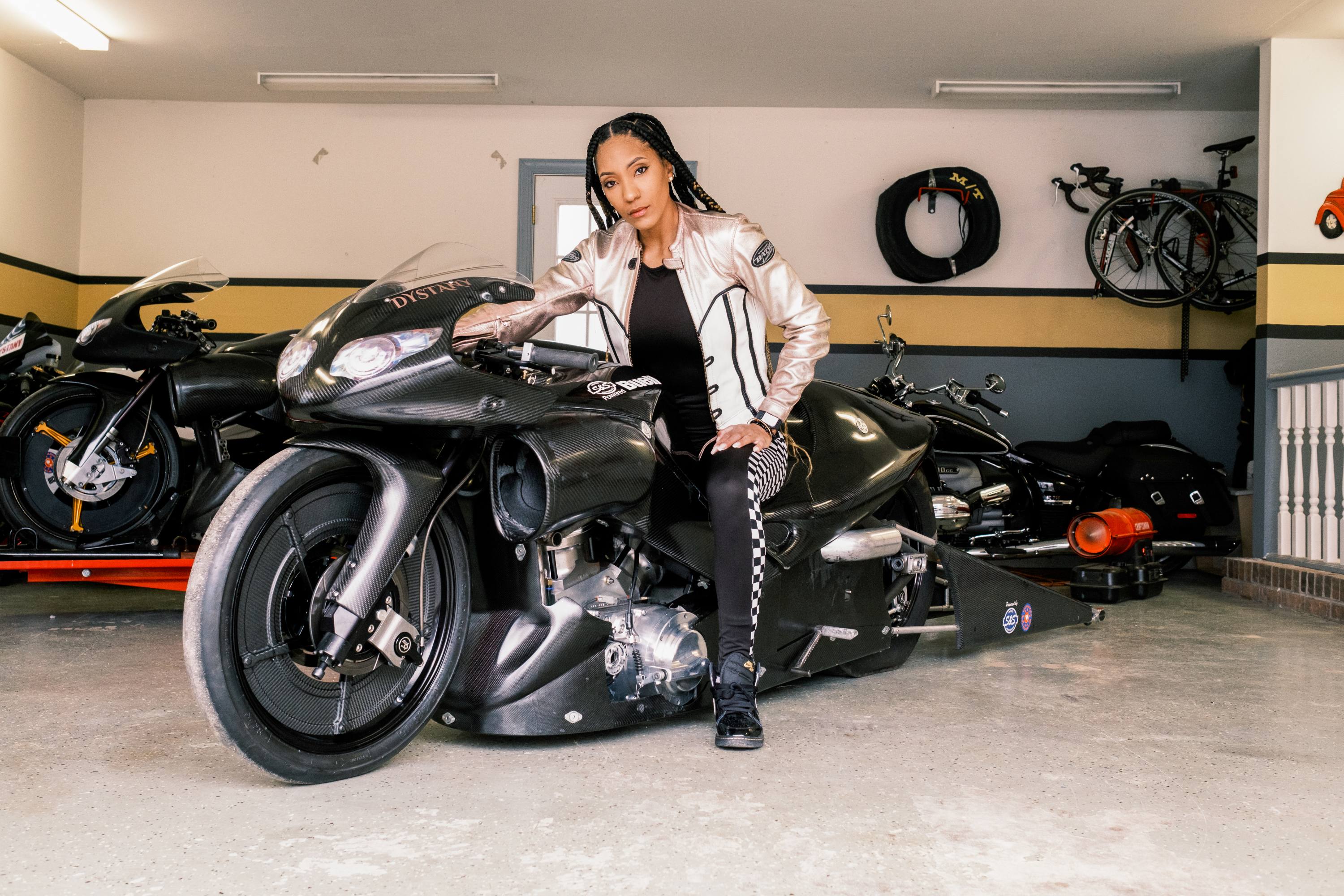 Can you really use a street legal drag bike daily? Find out the truth about everyday riding.