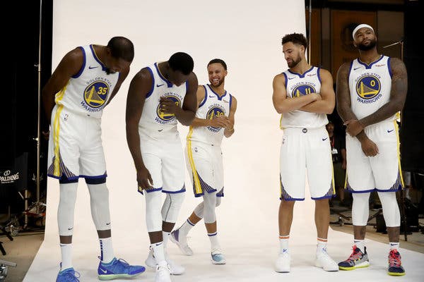 Who played in the 2017 gsw lineup? Meet stars like Curry and Durant!
