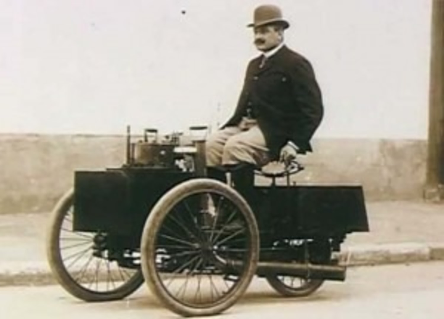 Oldest car still running world record – see this automotive legend yourself