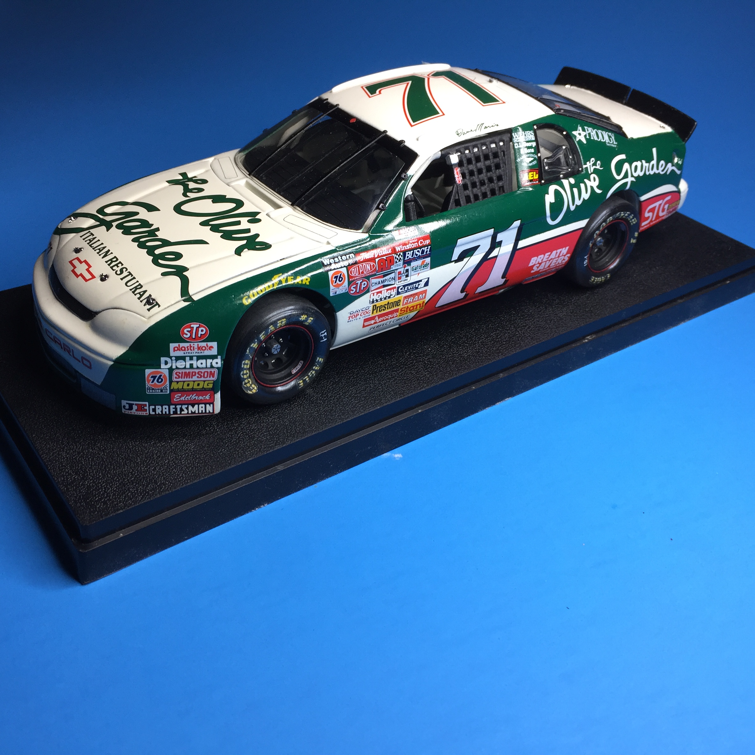 Dave Marcis Olive Garden Story? Discover the Top Moments Today