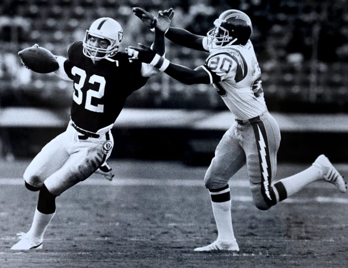 Rookie Rushing Record Shocker Top 5 Most Amazing Debut Seasons Ever
