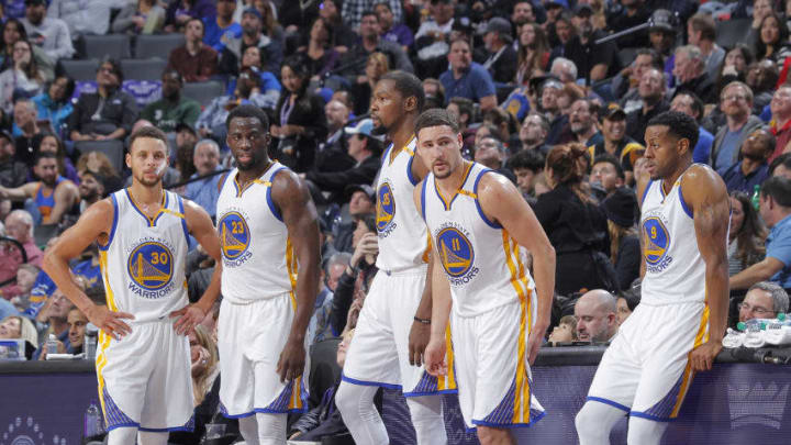 Who played in the 2017 gsw lineup? Meet stars like Curry and Durant!